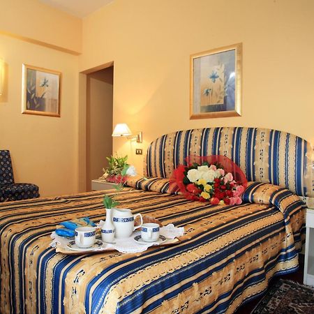 Hotel Nuovo Savi Montecatini Terme Dış mekan fotoğraf