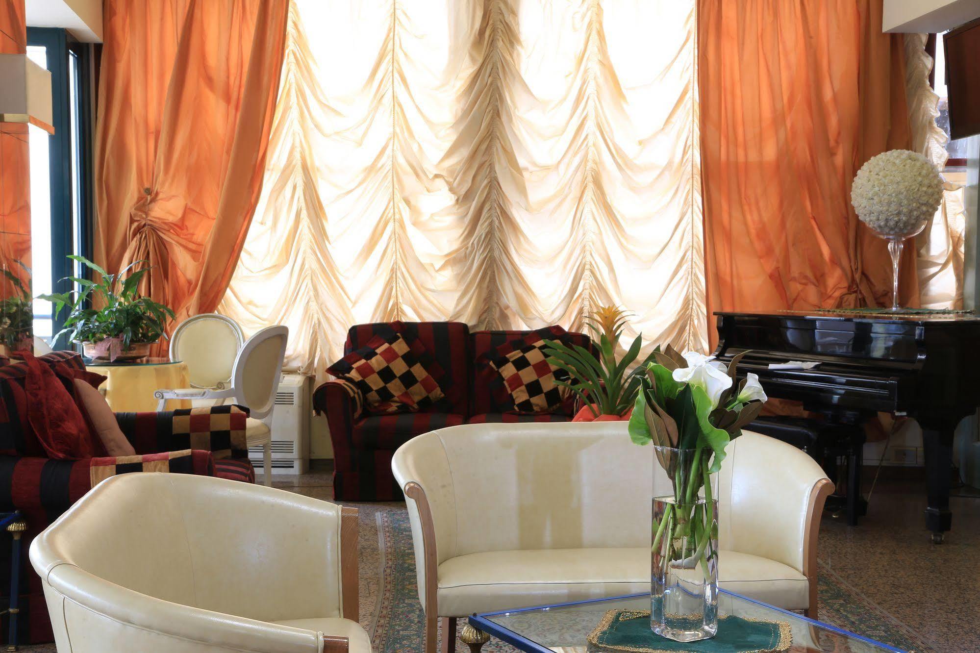 Hotel Nuovo Savi Montecatini Terme Dış mekan fotoğraf