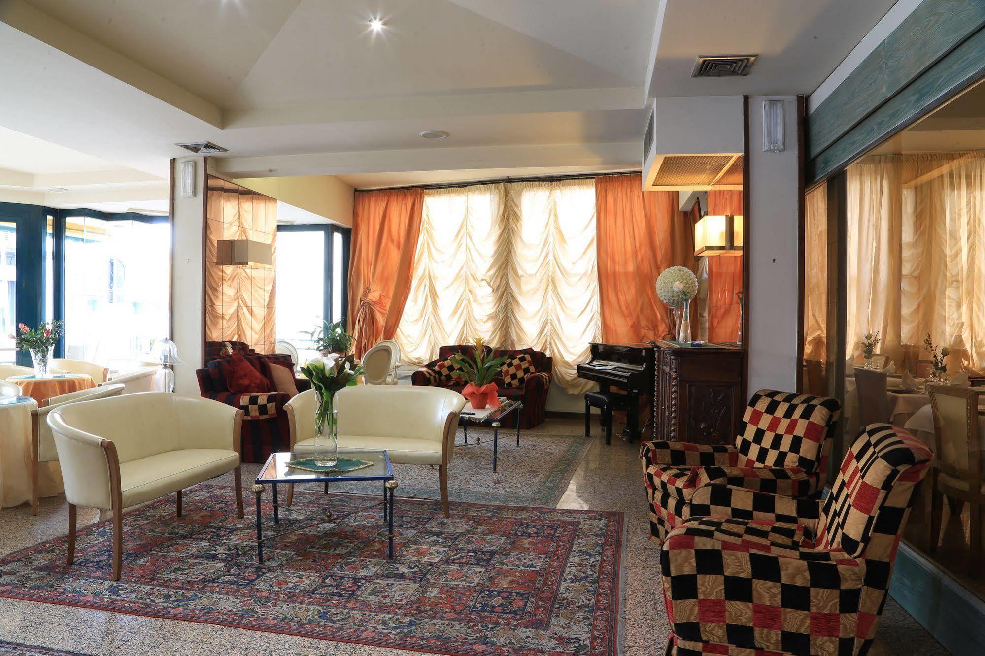 Hotel Nuovo Savi Montecatini Terme Dış mekan fotoğraf