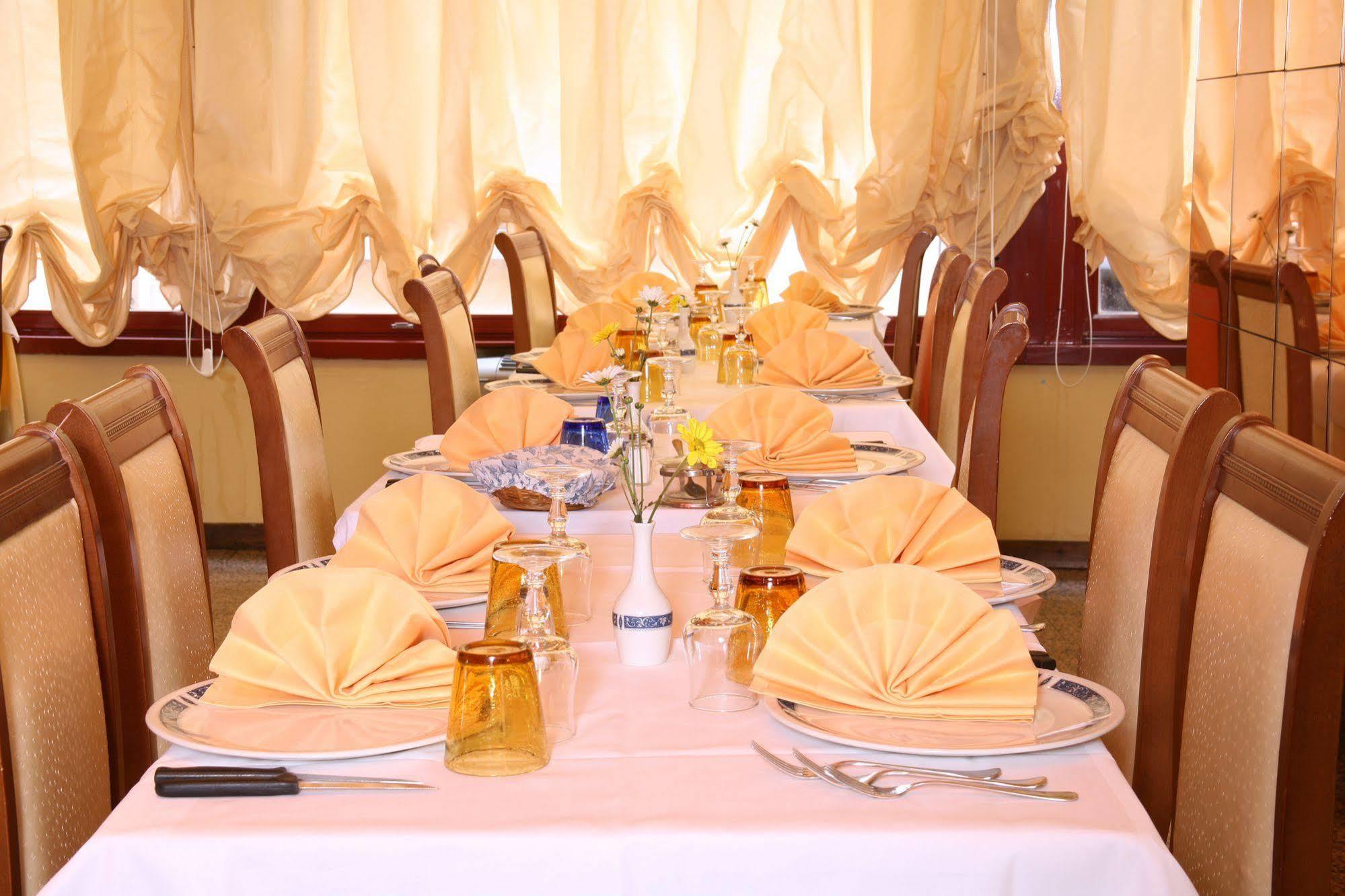 Hotel Nuovo Savi Montecatini Terme Dış mekan fotoğraf